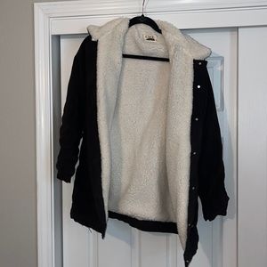 CAGE COAT SIZE M: Fluffy coat with buttons